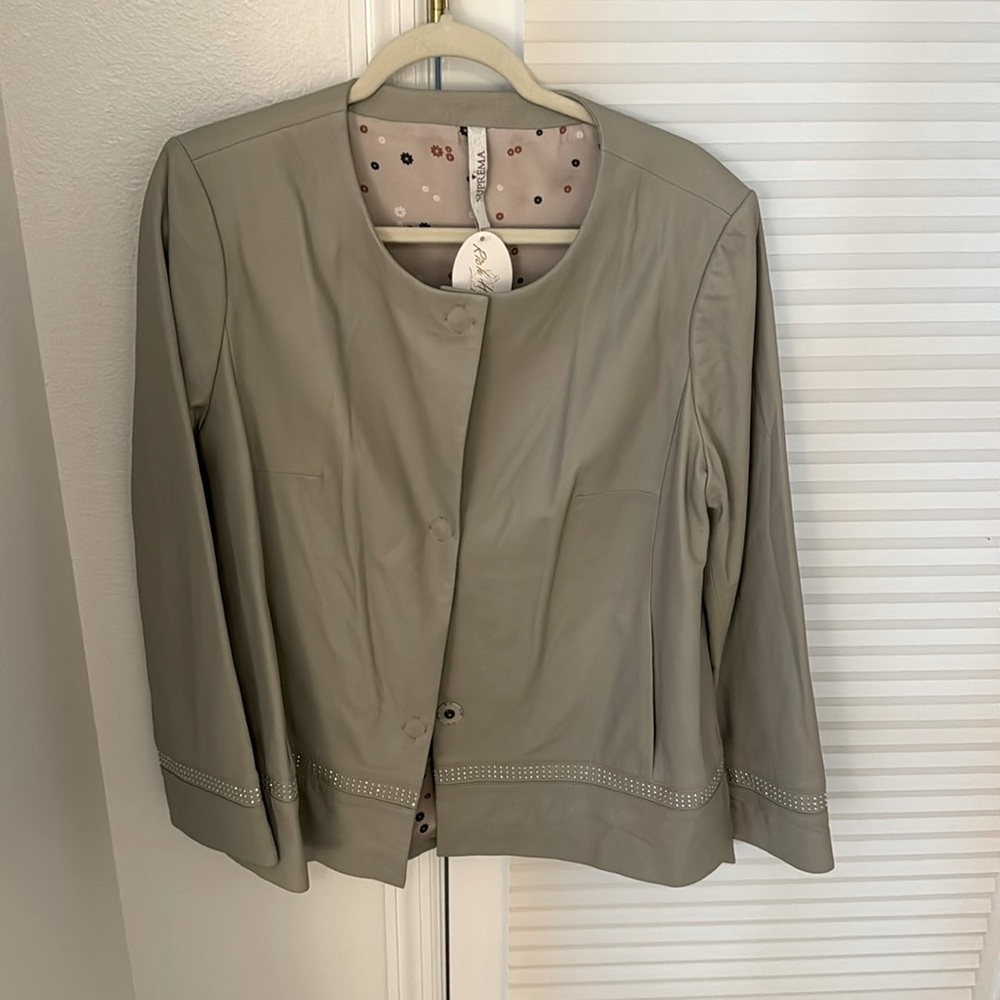 New with tags, Italian leather swinging jacket with studded detail- runs big